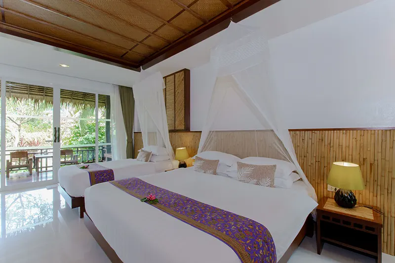 Triplet Premier Cottage